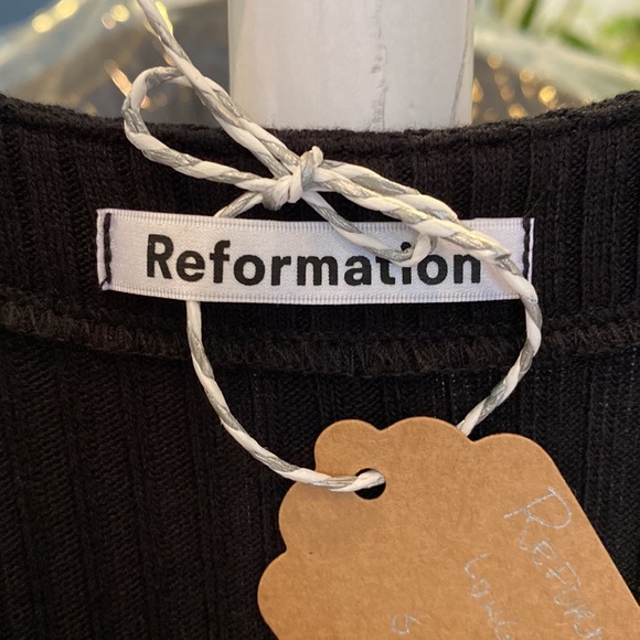 Reformation, ribbed shirt/long cardigan - Picture 3 of 5